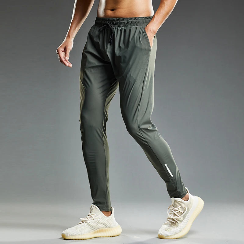 Men Quick Dry Jogging Sweatpants Elastic Fitness Pants