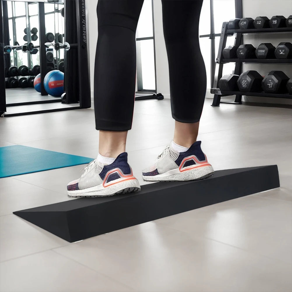 Slant Board Training Incline Board Ergonomic Squat Wedge Multi-Function Incline Balance Board for Weightlifting Fitness