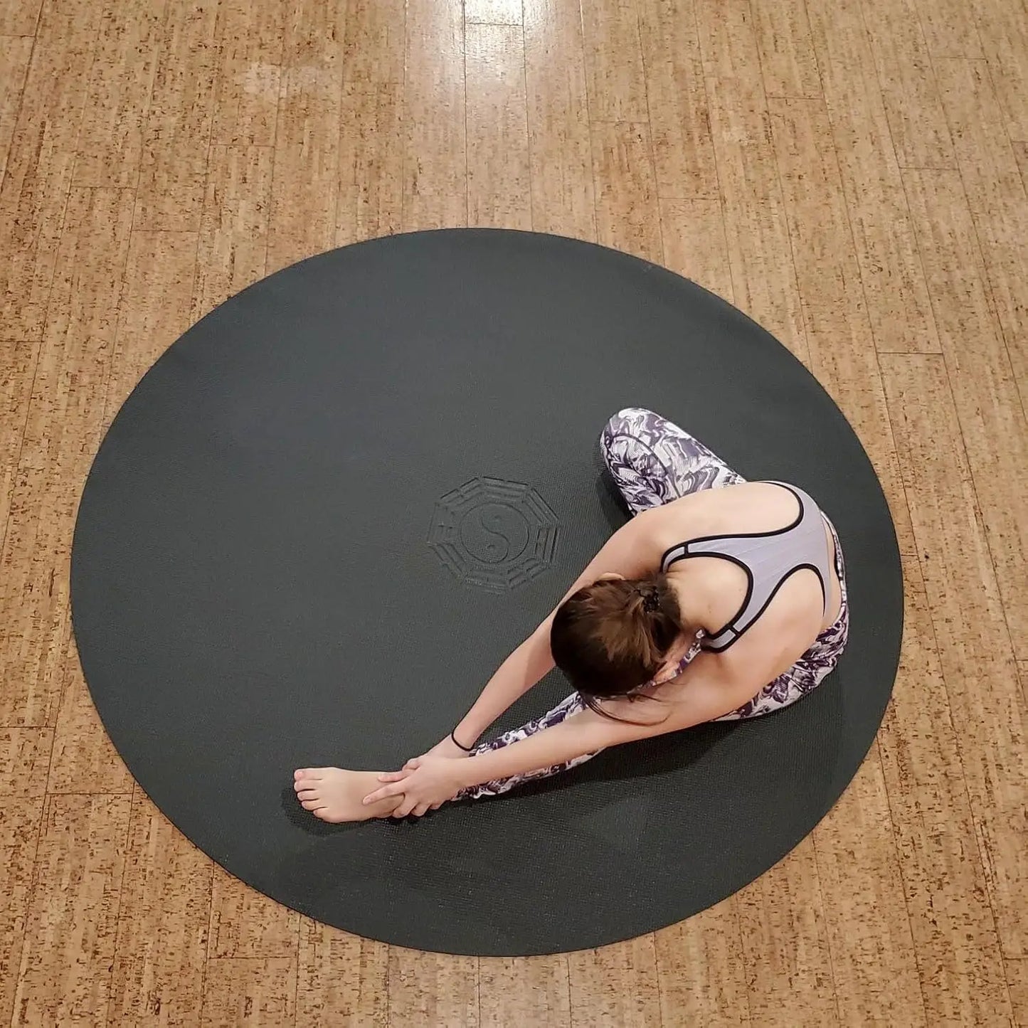 YTYIN Round Yoga Mat Meditation Tai Chi Yin Yang Design
